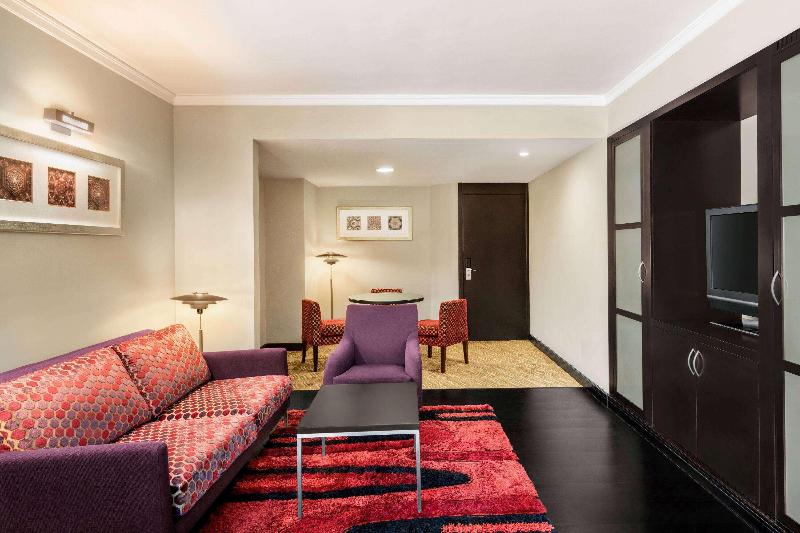 Ramada Plaza by Wyndham Dubai Deira - Oda