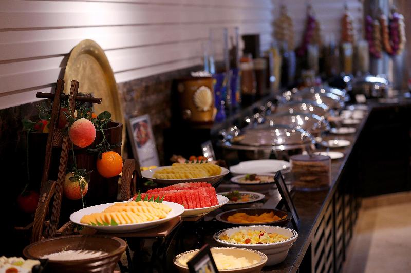 Ramada Plaza by Wyndham Dubai Deira - Restoran