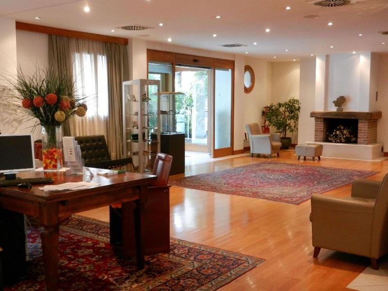 Eurohotel Palace Maniago - Lobi