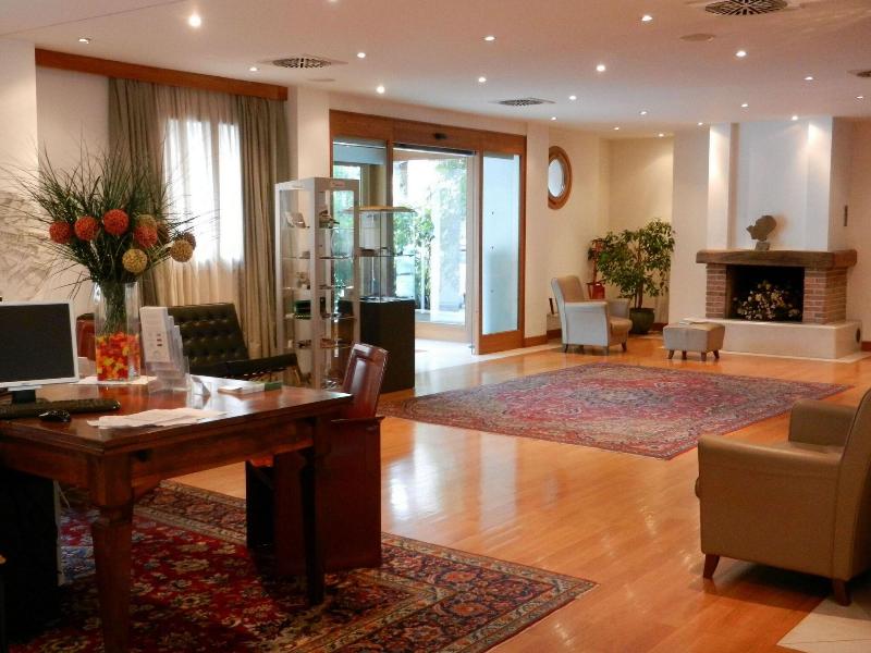 Eurohotel Palace Maniago - Lobi
