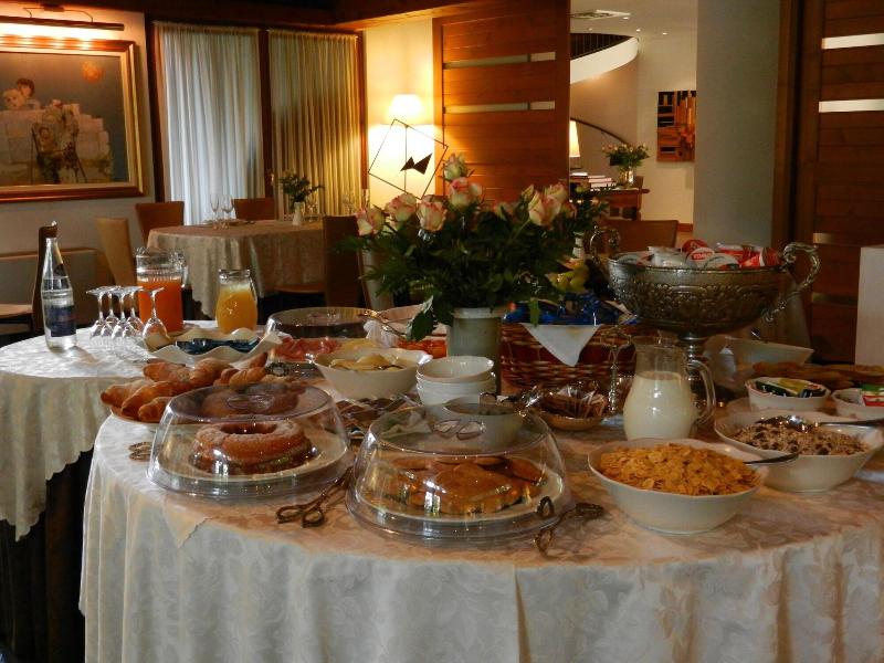 Eurohotel Palace Maniago - Restoran