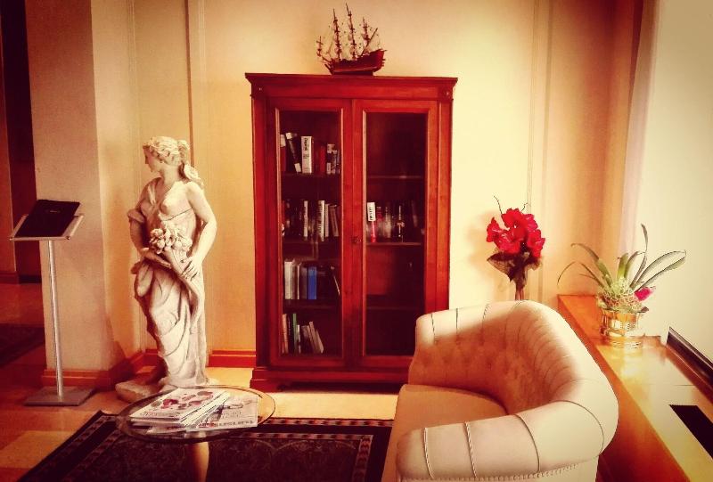 Hotel Casagrande - Lobi