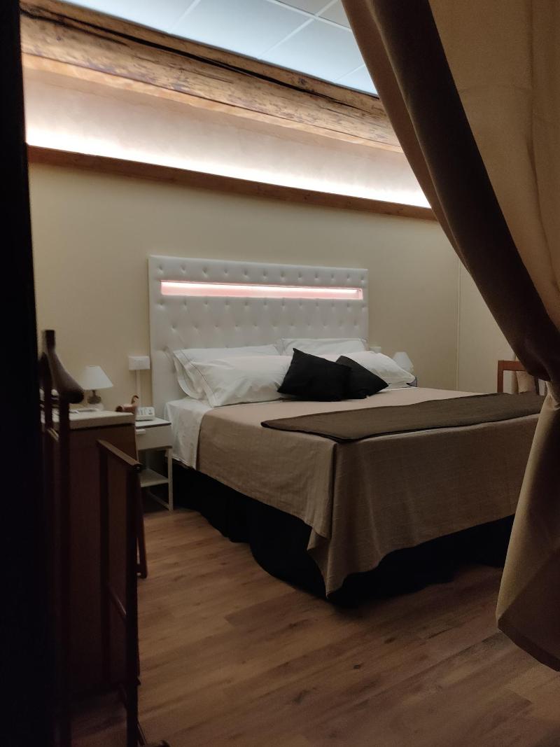 Quari Hotel Restaurant & Pizza - Oda