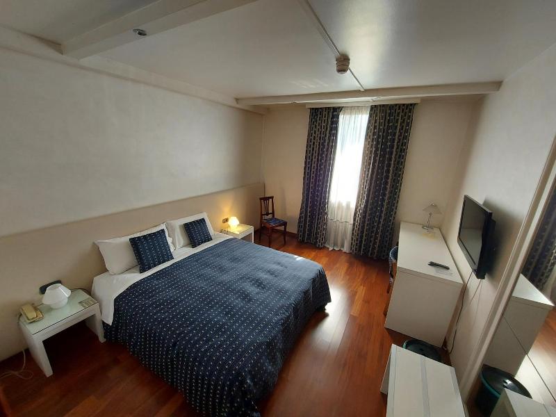 Hotel Posta 77 - Oda