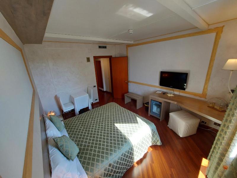 Hotel Posta 77 - Oda