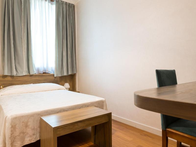 Hotel Posta 77 - Oda