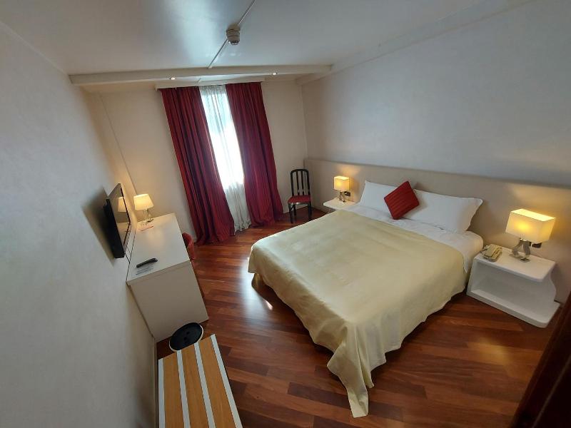 Hotel Posta 77 - Oda