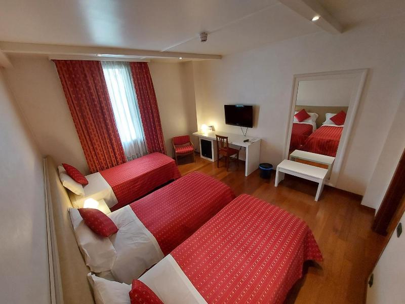 Hotel Posta 77 - Oda