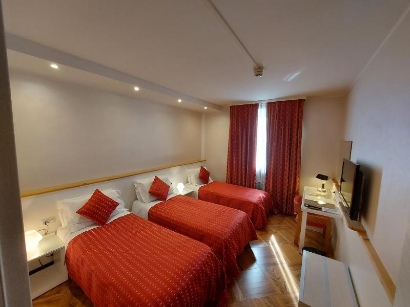 Hotel Posta 77 - Oda