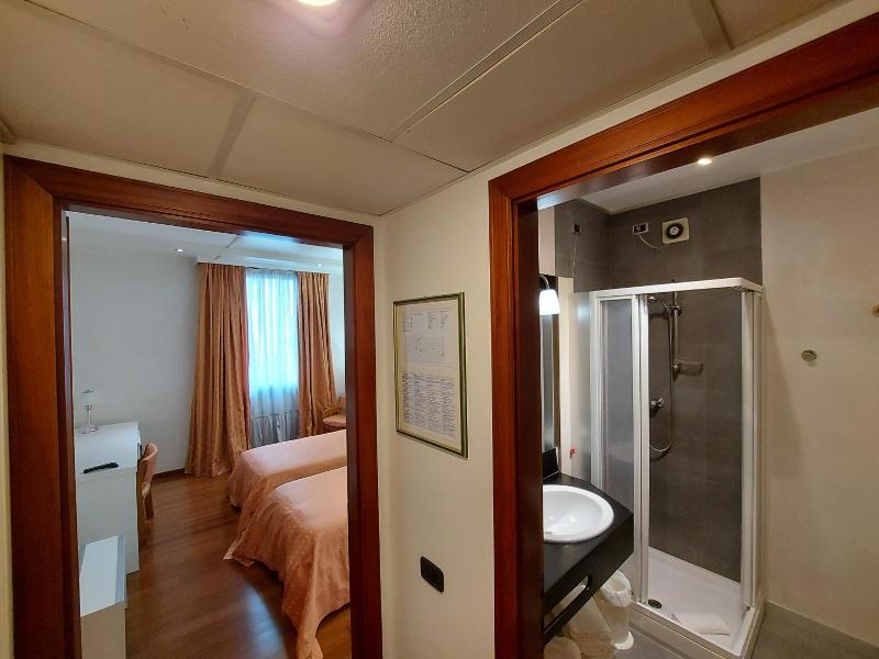 Hotel Posta 77 - Oda