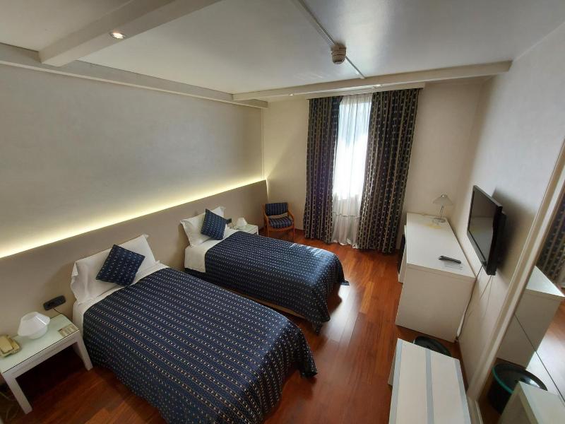 Hotel Posta 77 - Oda
