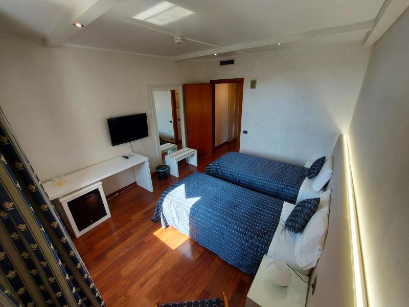 Hotel Posta 77 - Oda