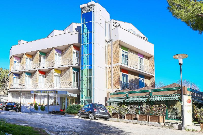 Hotel Augustus - Genel