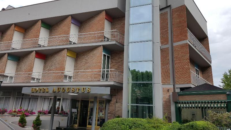 Hotel Augustus - Genel