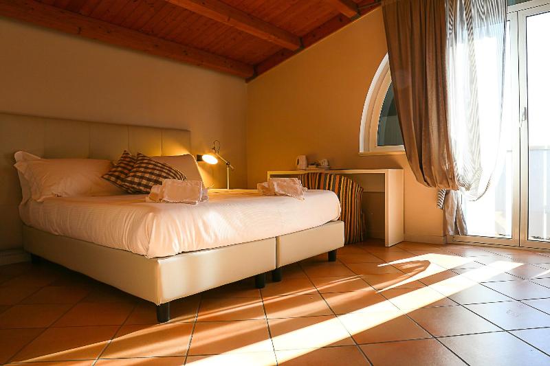 Hotel Augustus - Oda
