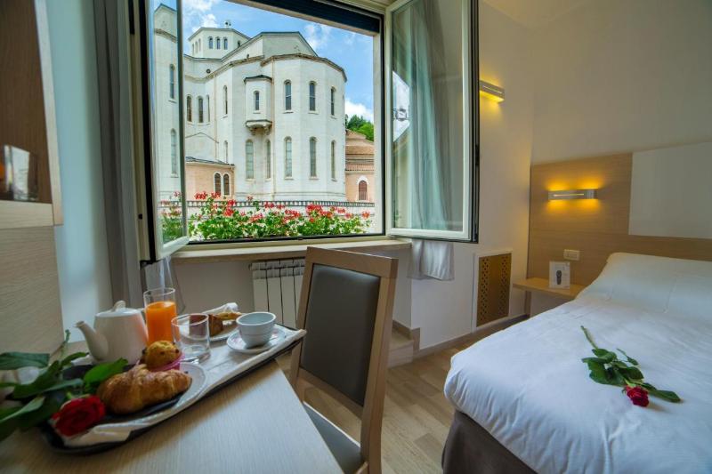 Hotel Delle Rose - Oda