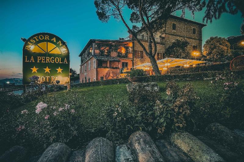Hotel La Pergola - Genel