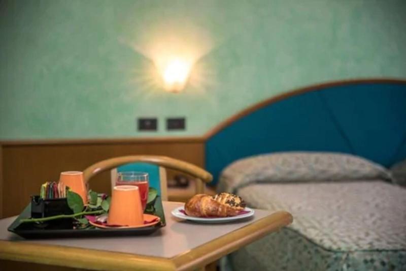 New Petit Hotel - Oda