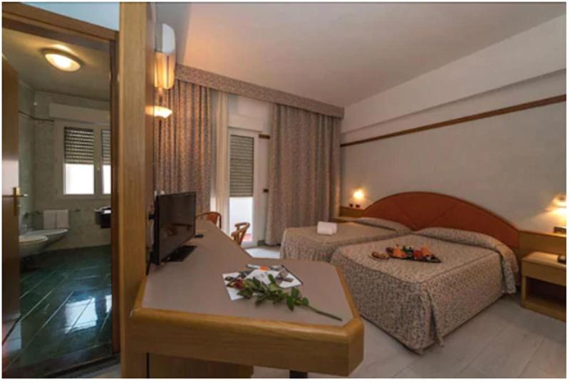 New Petit Hotel - Oda