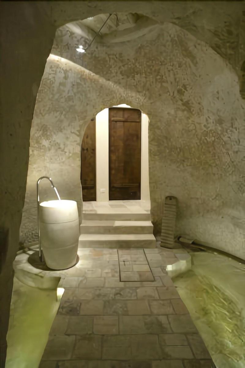 Corte San Pietro - Lobi