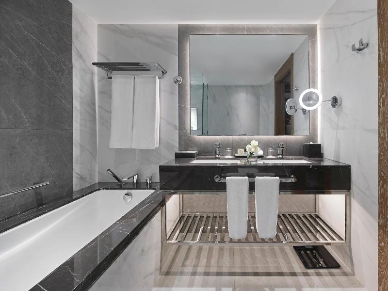 Fairmont Dubai - Oda