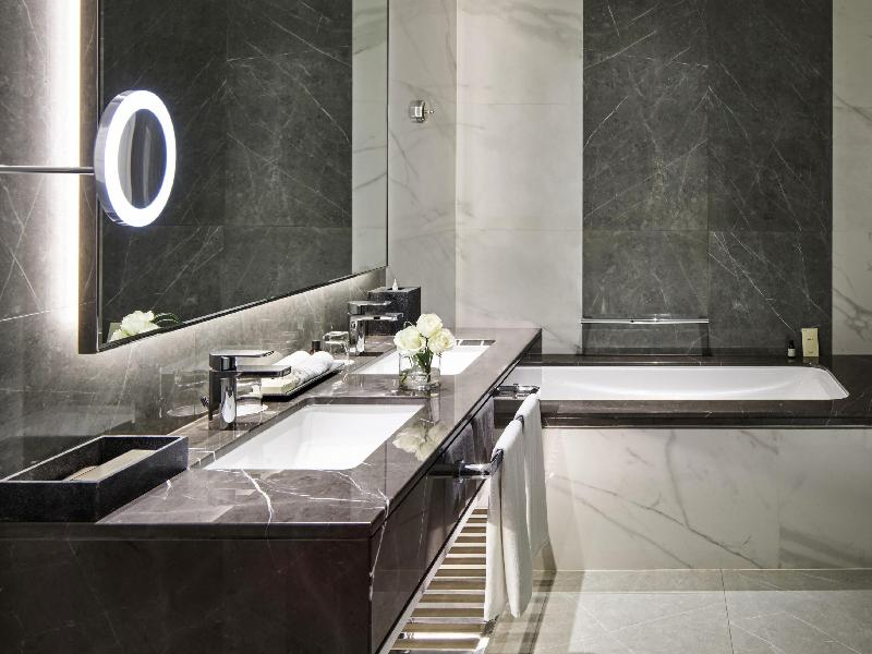 Fairmont Dubai - Oda