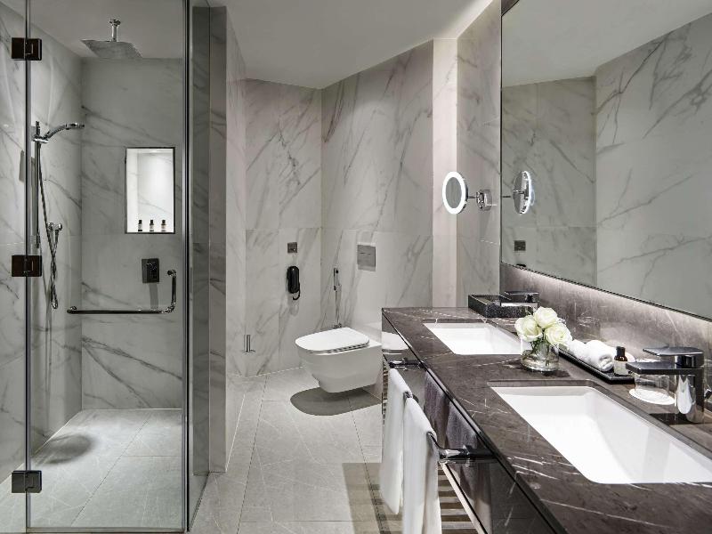 Fairmont Dubai - Oda