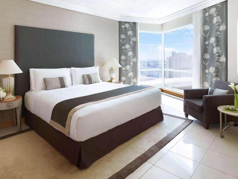 Fairmont Dubai - Oda