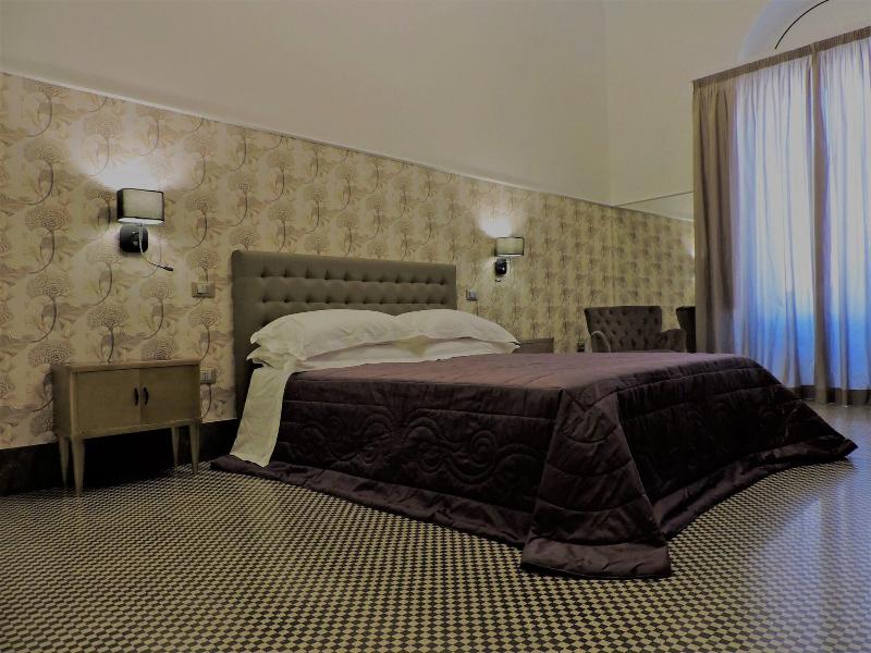 Manzoni46 - Oda