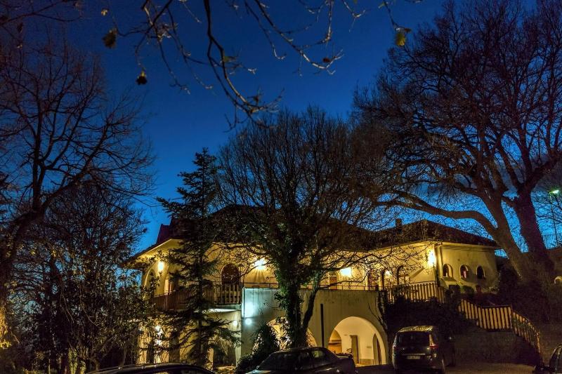 B&B Domus Verdiana - Genel
