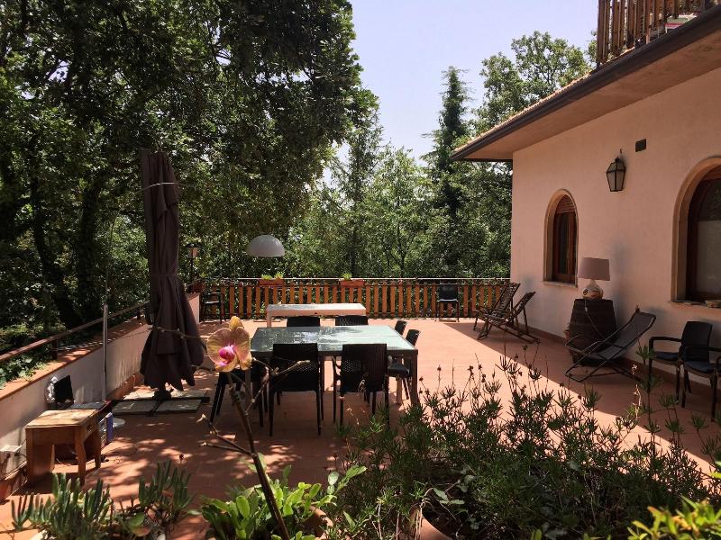 B&B Domus Verdiana - Teras
