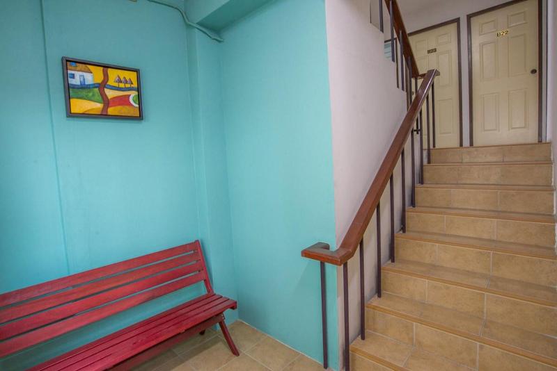 Poon Sook Apartment - Lobi