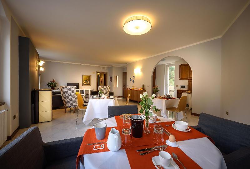 Bed And Breakfast Sweet Home - Restoran