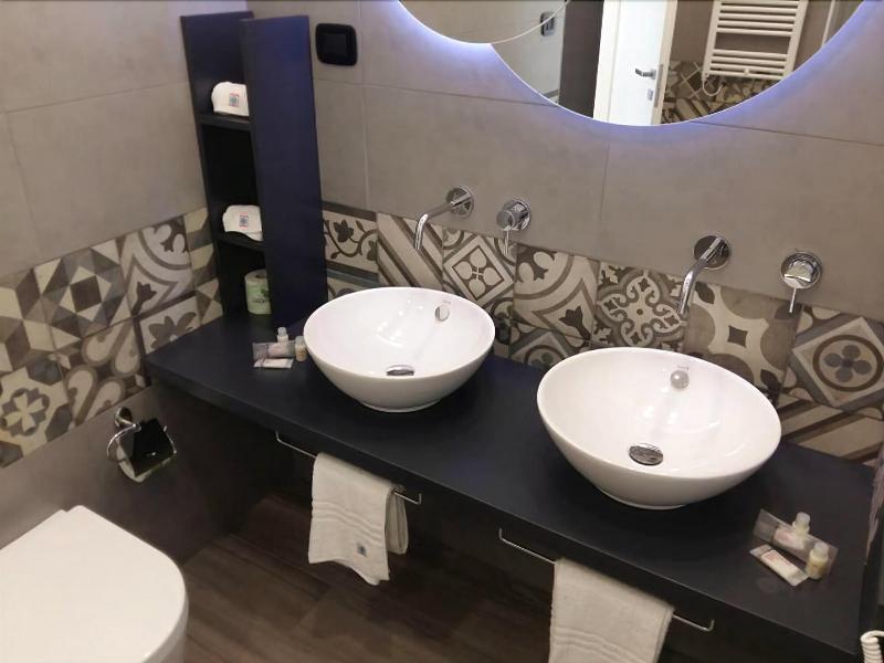 Milazzo INN AiMori - Oda
