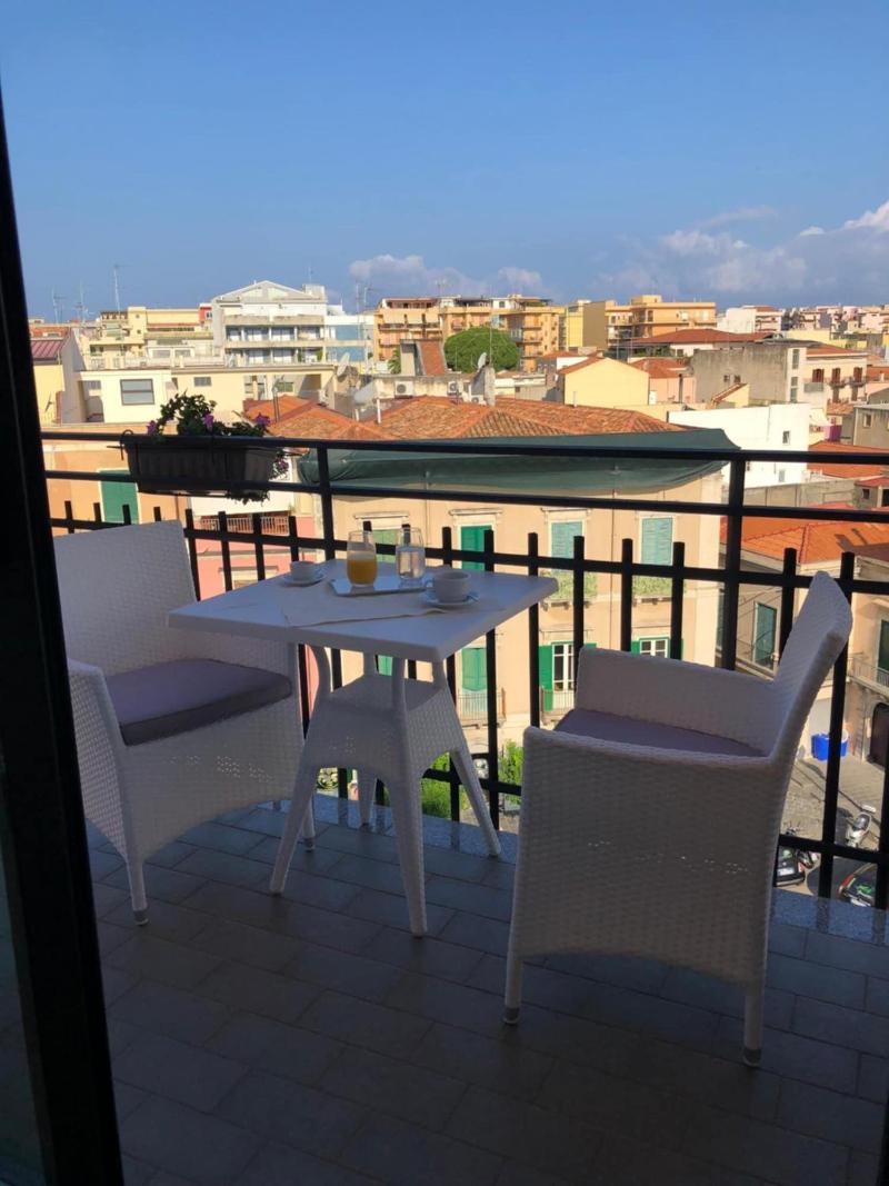Milazzo INN AiMori - Oda