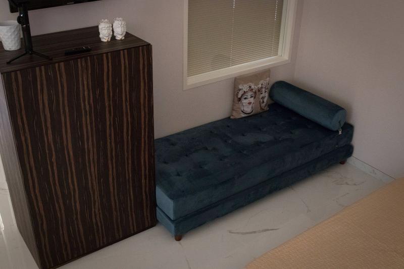 Milazzo INN AiMori - Oda