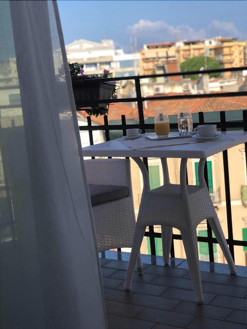 Milazzo INN AiMori - Oda