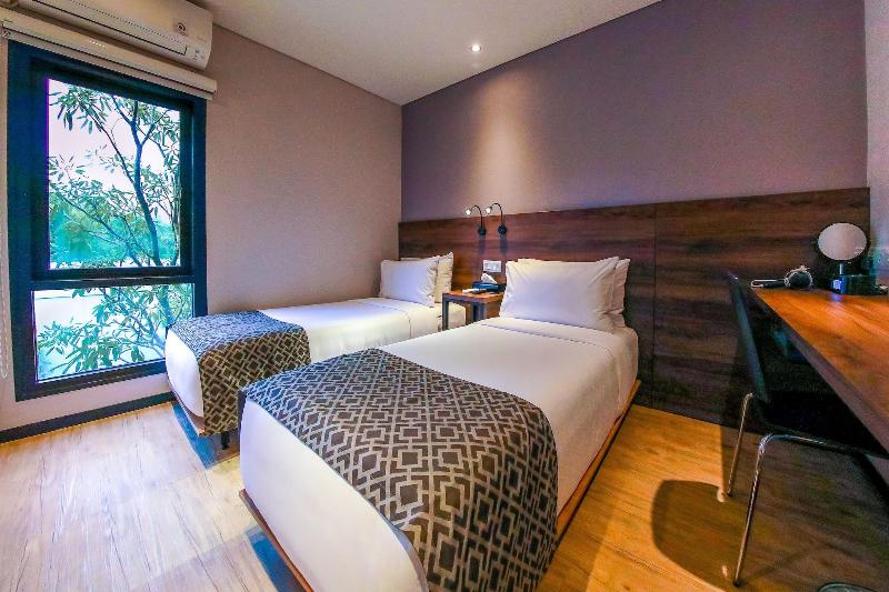 Meridian Adventure Marina Club & Resort - Oda