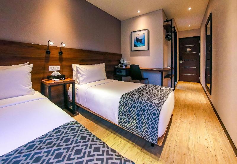 Meridian Adventure Marina Club & Resort - Oda