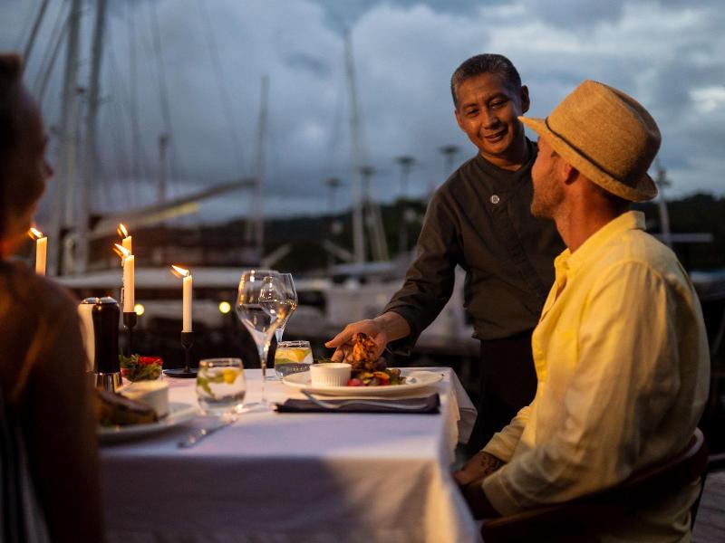 Meridian Adventure Marina Club & Resort - Restoran