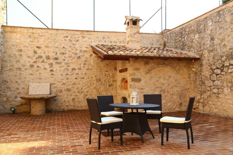 Monastero di Sant'Erasmo - Oda