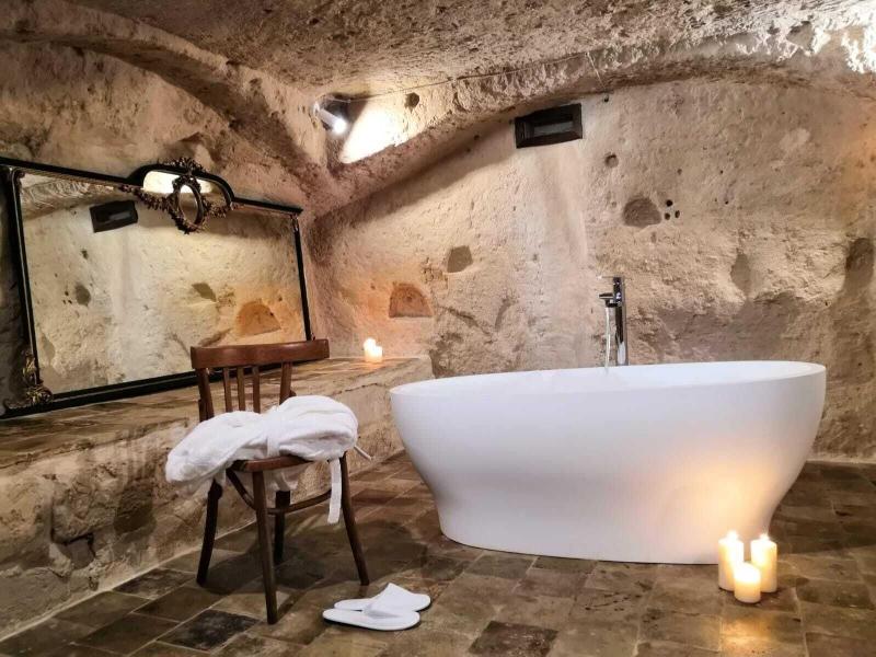 Aque Cave - Le Grotte del Caveoso - Genel