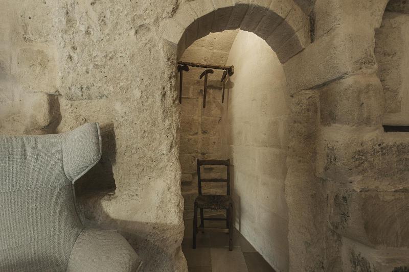 Aque Cave - Le Grotte del Caveoso - Oda