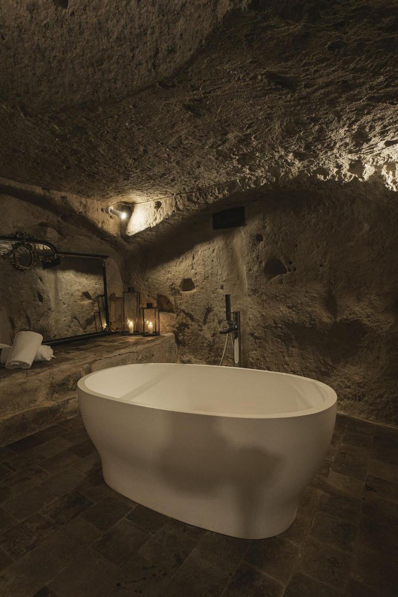 Aque Cave - Le Grotte del Caveoso - Oda