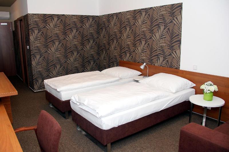 Hotel Iberia - Oda