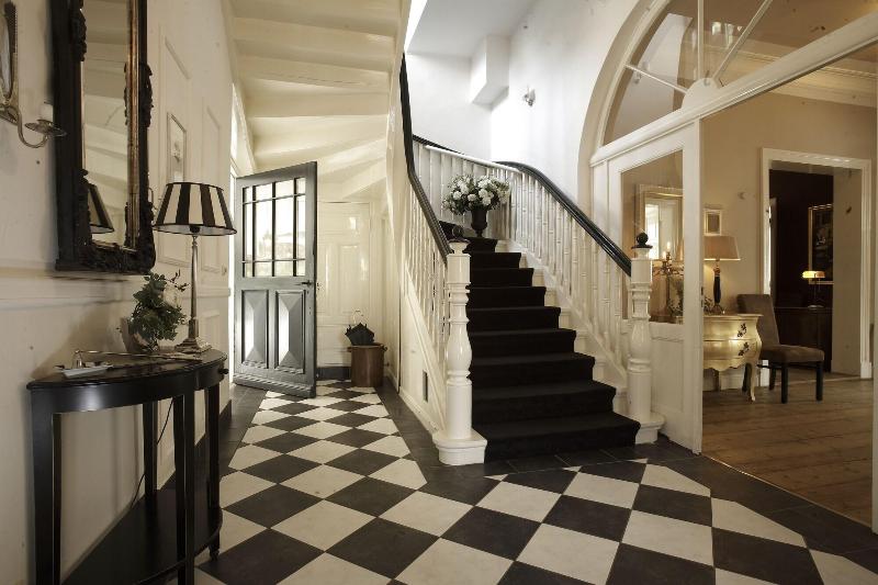 Hotel Hochzeitshaus - Lobi