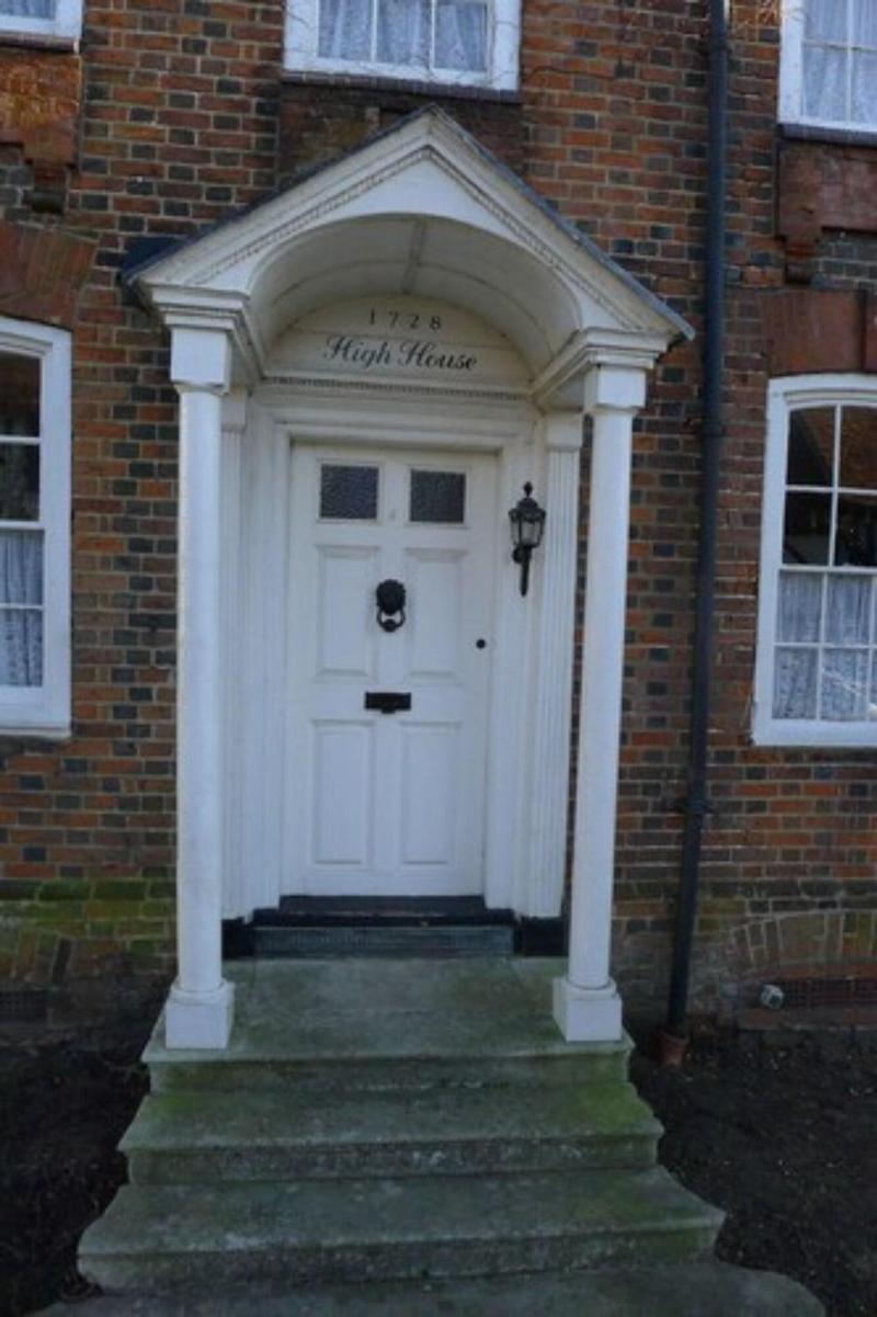The Bell Inn - Genel