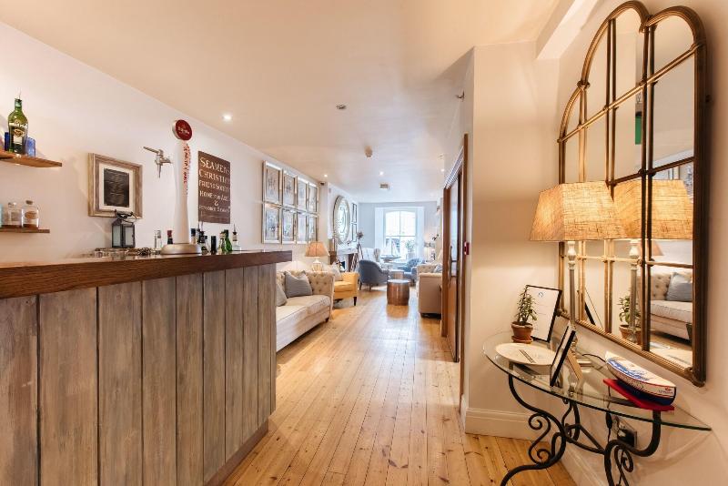 The Old Quay House Hotel - Lobi