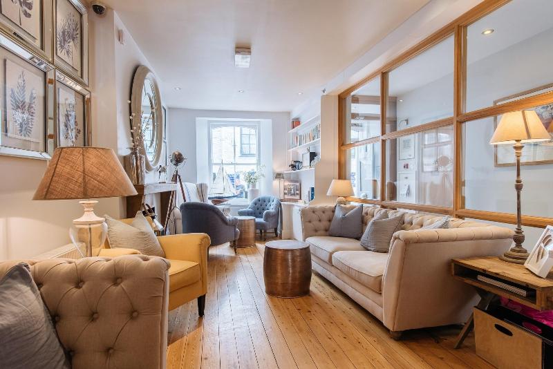The Old Quay House Hotel - Lobi