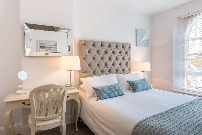 The Old Quay House Hotel - Oda